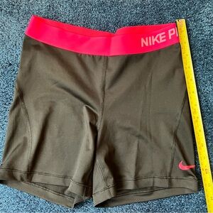 Nike dry fit women’s M compression shorts